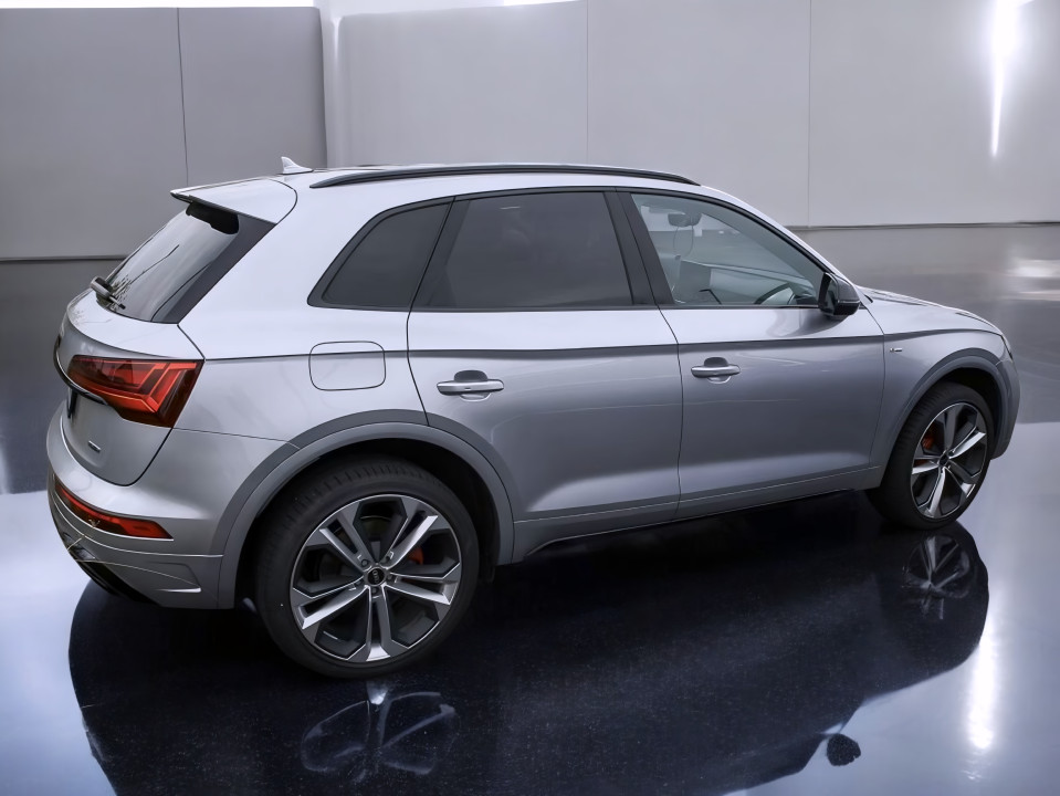 Audi Q5 40 TDI quattro S tronic S-Line (2)