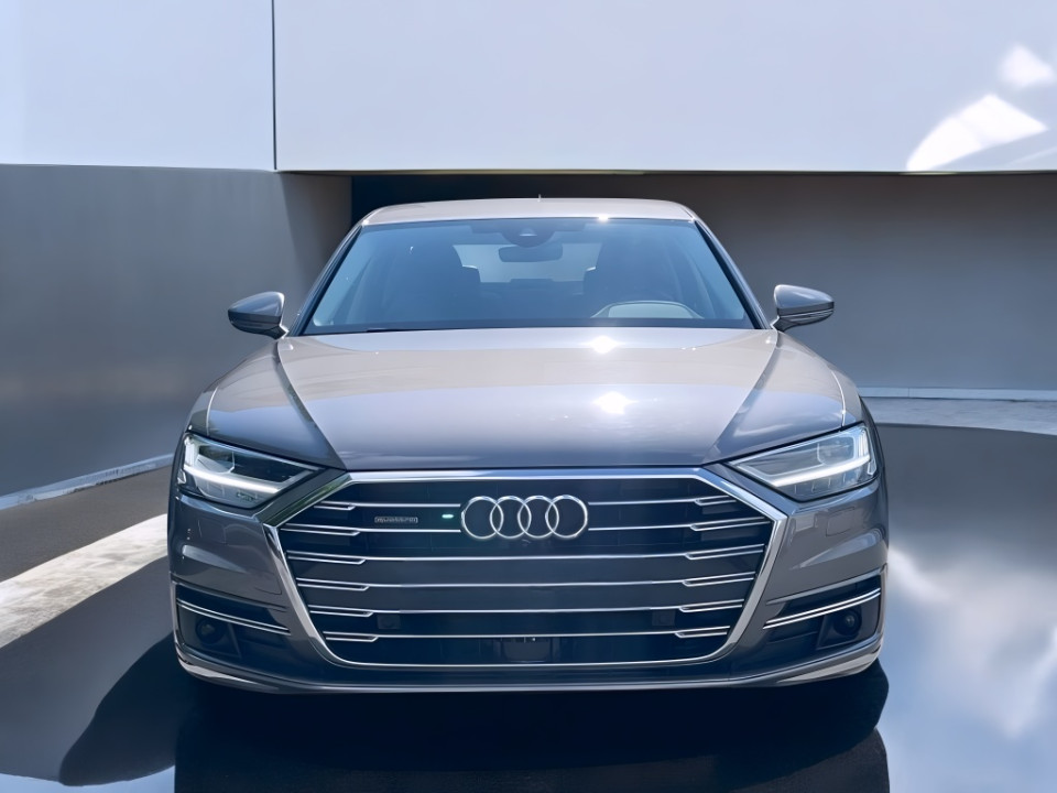 Audi A8 50 TDI Quattro (2)