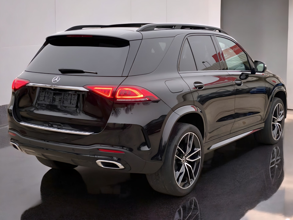 Mercedes-Benz GLE SUV 400d 4MATIC AMG Line (4)