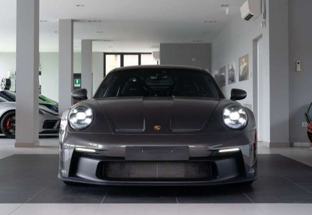 Porsche 911 GT3 PDK (992) (2)