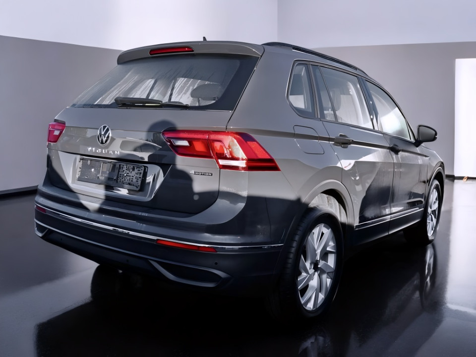 Volkswagen Tiguan 2.0 TSI DSG Life 4Motion (2)