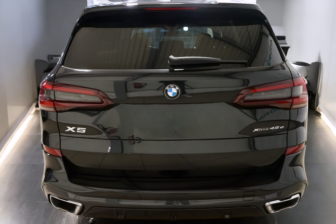 BMW X5 xDrive45e M-Sport (4)