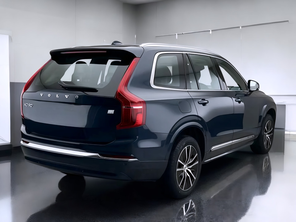 Volvo XC 90 T8 AWD Recharge (4)