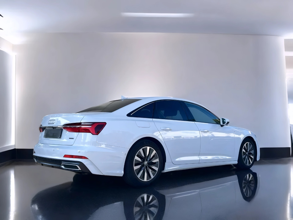 Audi A6 3.0 V6 55 TFSI S-LINE Quattro (2)