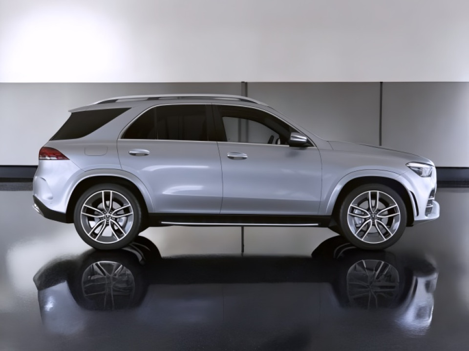 Mercedes-Benz GLE 350e 4MATIC AMG Line (5)