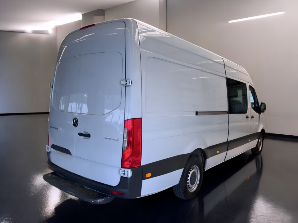 Mercedes-Benz Sprinter 319 CDI (5)