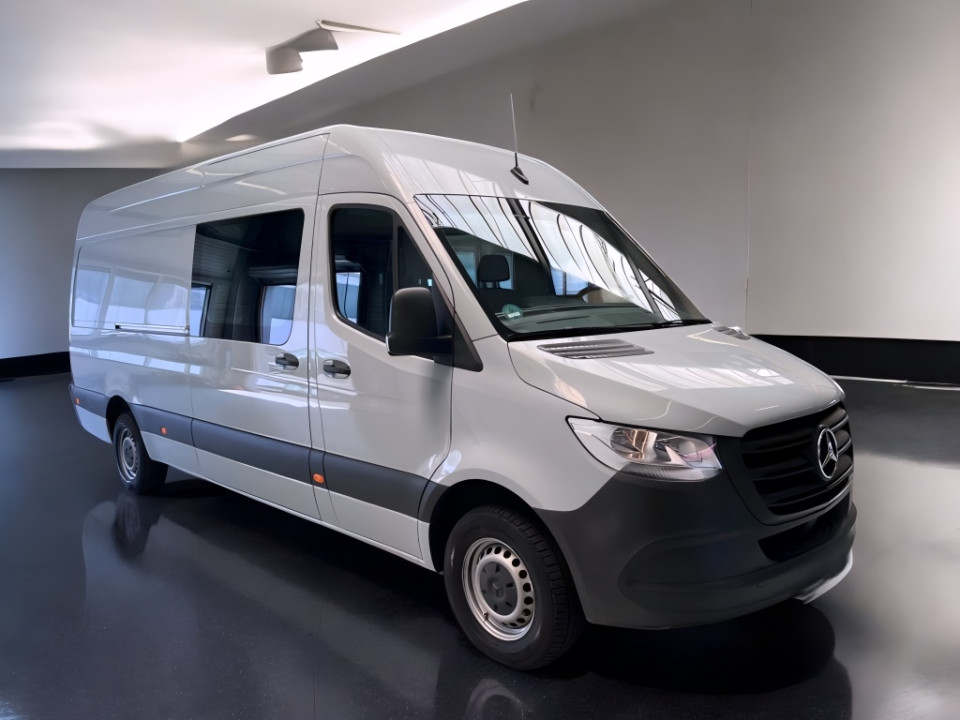 Mercedes-Benz Sprinter 319 CDI (3)