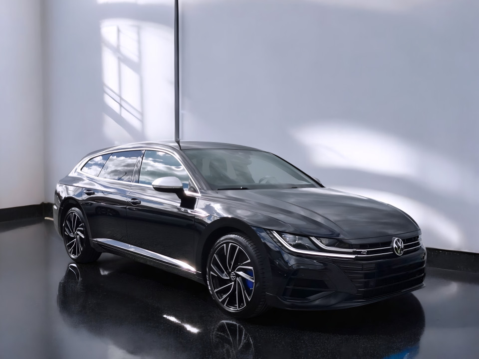 Volkswagen Arteon Shooting Brake R 2.0 TSI 4MOTION (2)