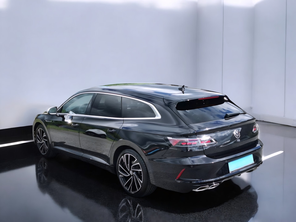 Volkswagen Arteon Shooting Brake R 2.0 TSI 4MOTION (4)