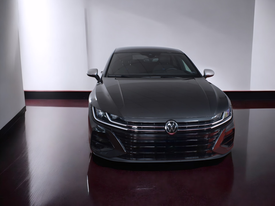 Volkswagen Arteon Shooting Brake R 2.0 TSI 4MOTION (3)