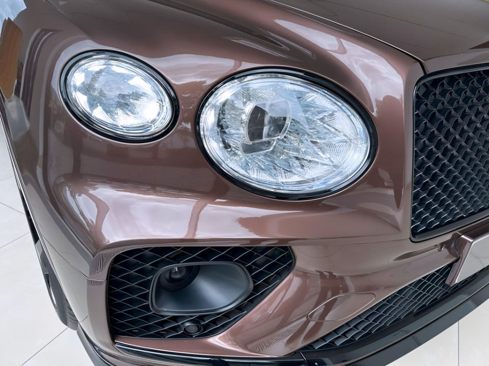 Bentley Bentayga V6 TFSi PHEV - foto 11