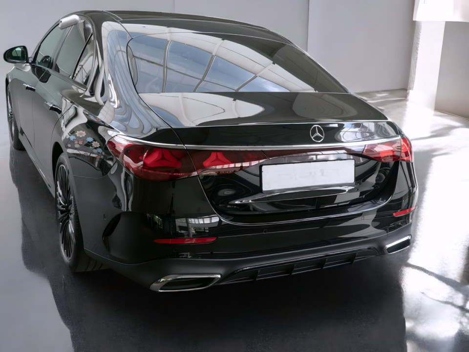 Mercedes-Benz E 220d 4MATIC AMG Line (4)