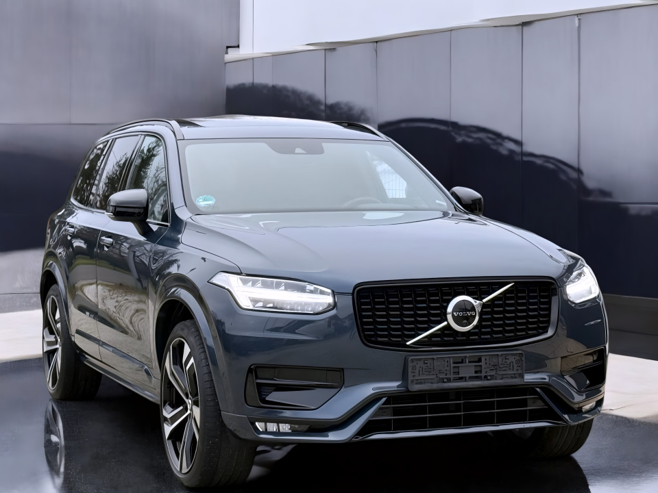 Volvo XC 90 B5 AWD R-Design (2)