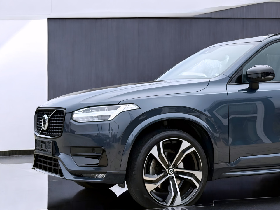 Volvo XC 90 B5 AWD R-Design - foto 21