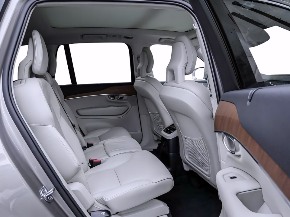 Volvo XC 90 T8 Recharge AWD (5)