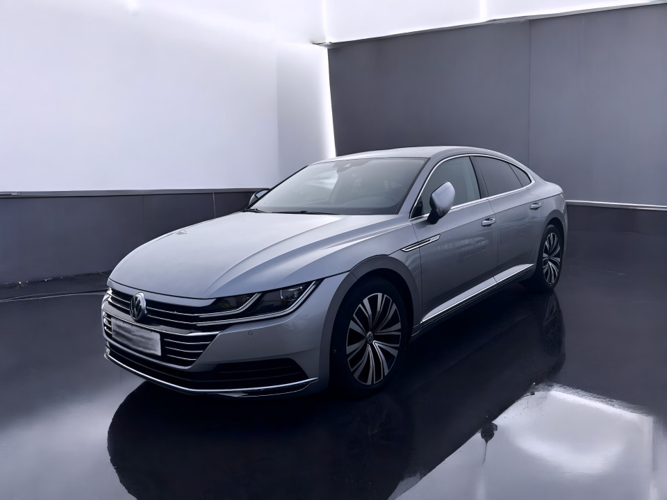 Volkswagen Arteon 2.0 TDI DSG 4MOTION Elegance (3)