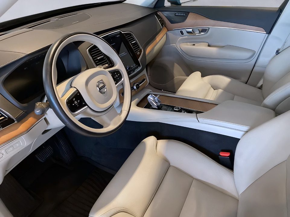 Volvo XC 90 T8 Recharge AWD Inscription (4)