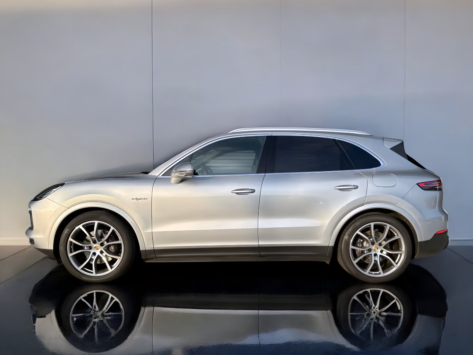 Porsche Cayenne E-Hybrid (3)