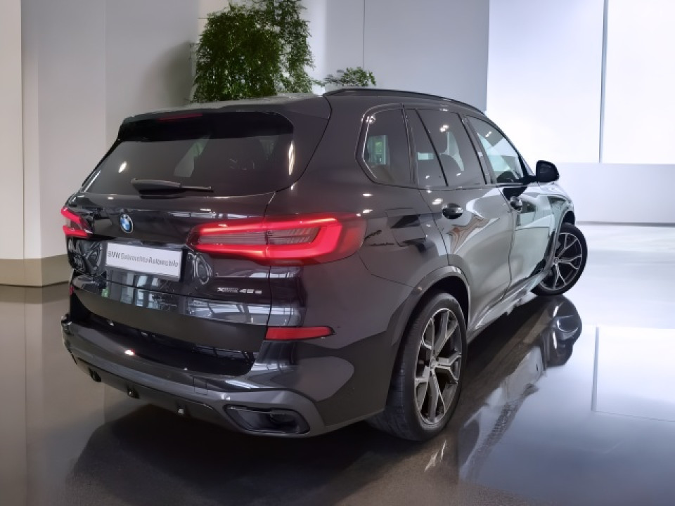 BMW X5 xDrive45e M-Sport (4)