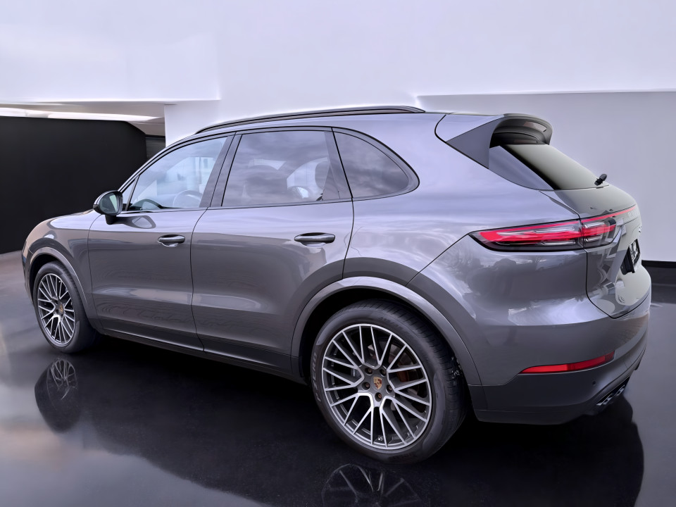 Porsche Cayenne - foto 9