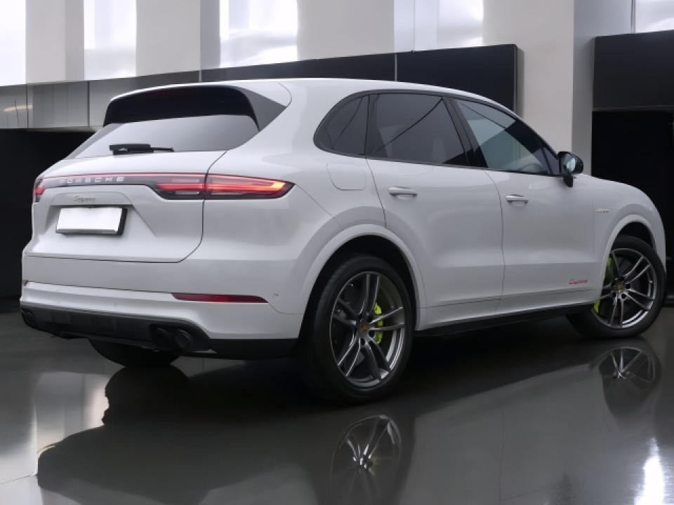 Porsche Cayenne E-Hybrid (4)