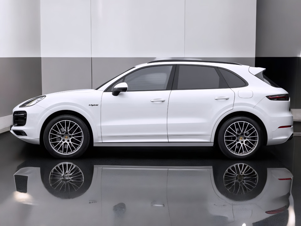 Porsche Cayenne E-Hybrid (3)