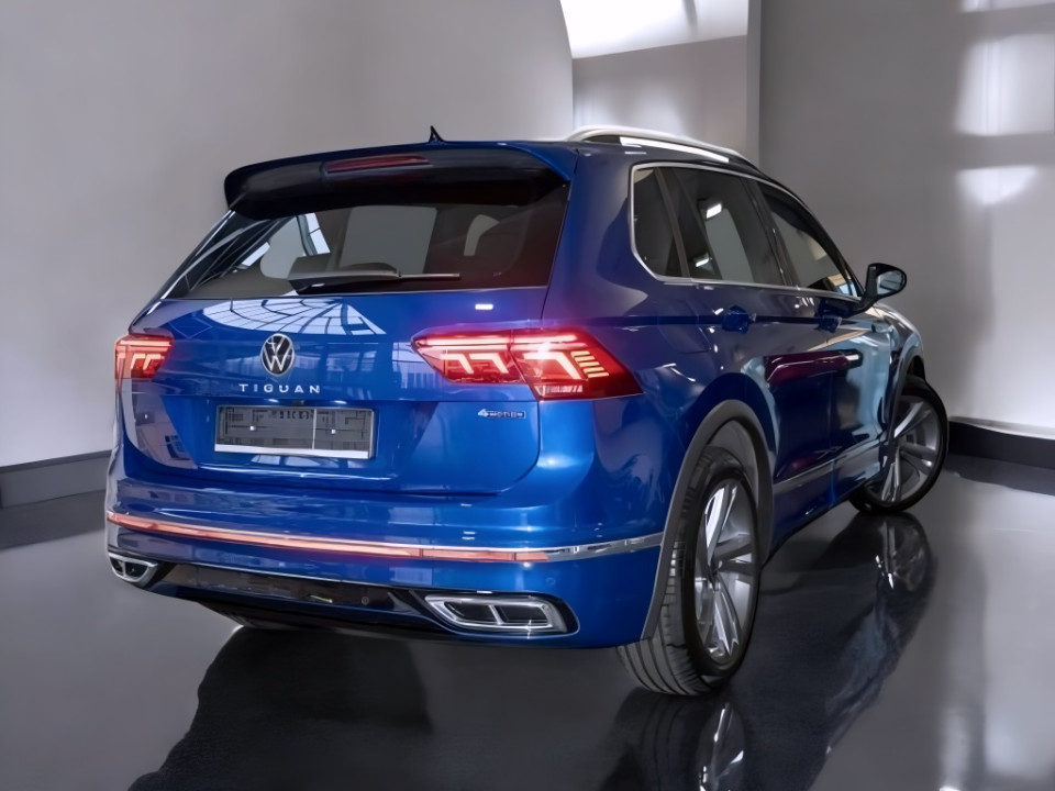 Volkswagen Tiguan 2.0 TDI DSG 4MOTION R-Line (2)