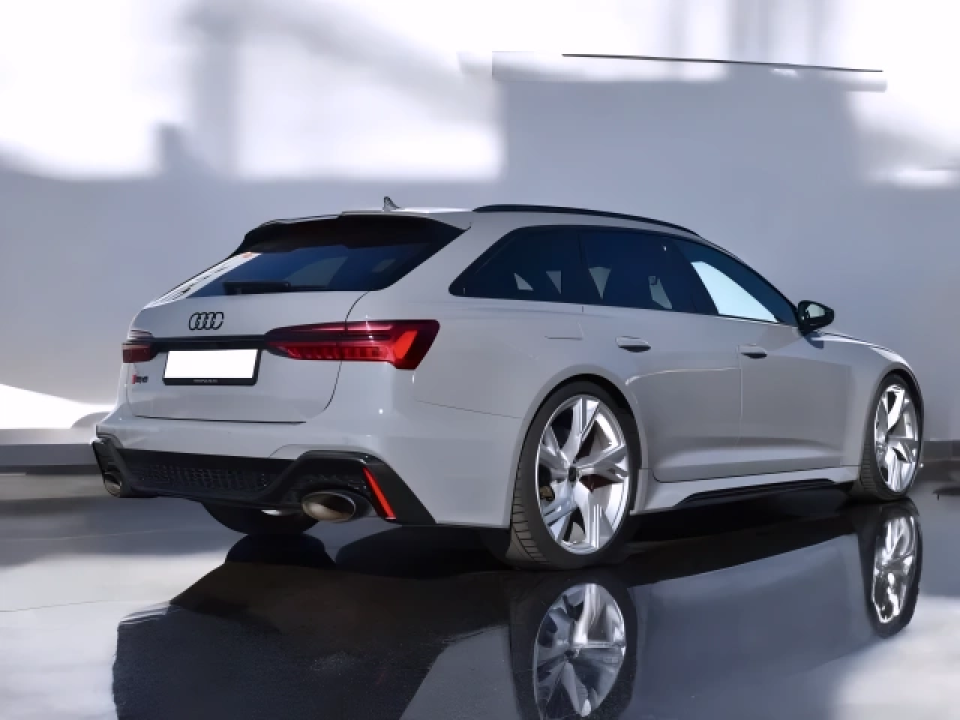 Audi RS6 Avant TFSI Quattro Tiptronic (3)