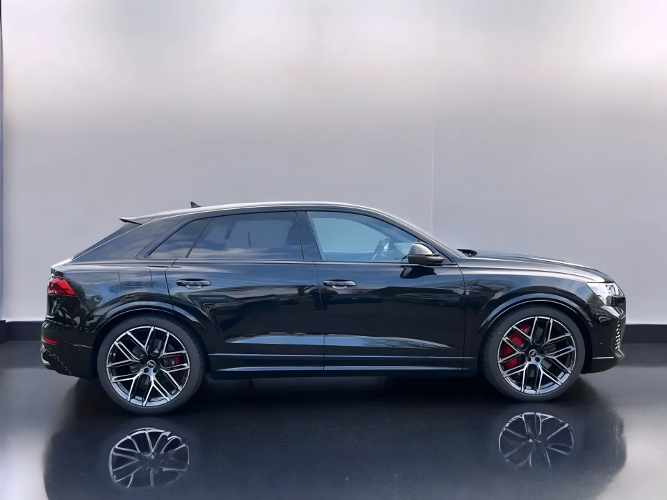 Audi RS Q8 SUV TFSI Quattro Tiptronic (2)