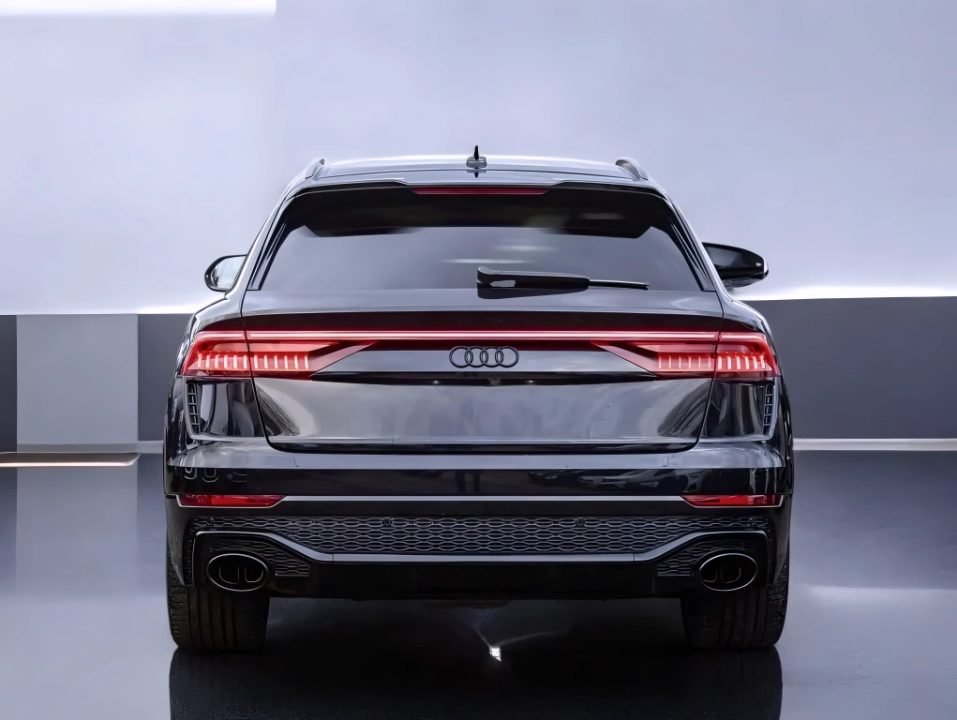 Audi RS Q8 4.0 TFSI Quattro (4)