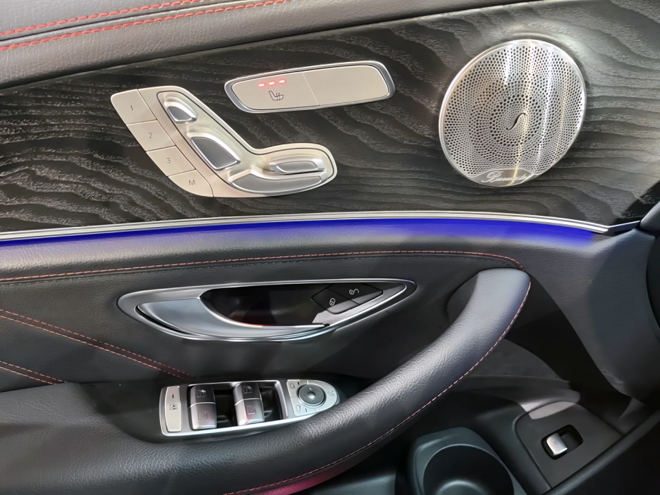 Mercedes-Benz E 53 AMG 4MATIC+ - foto 12