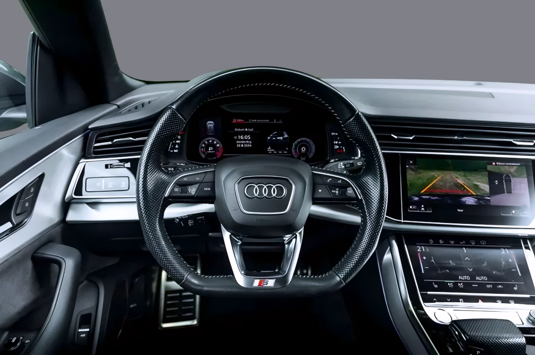 Audi Q8 55 TFSI Quattro S-line - foto 10