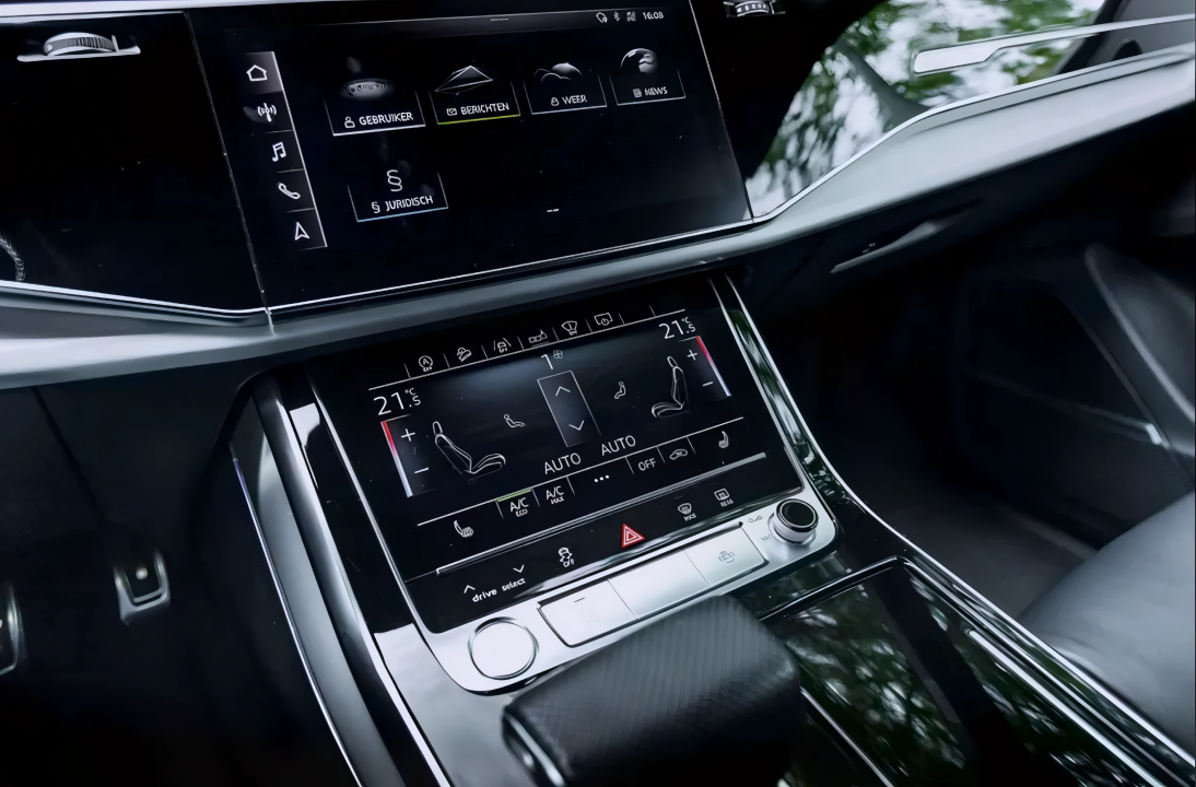 Audi Q8 55 TFSI Quattro S-line - foto 22