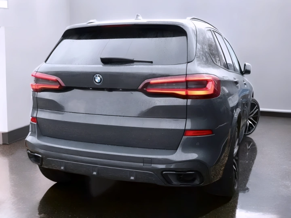 BMW X5 xDrive45e (2)
