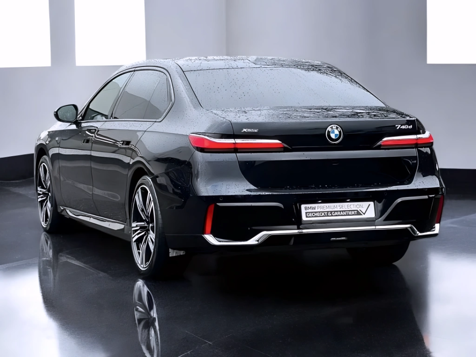 BMW Seria 7 740d xDrive M-Sport (3)