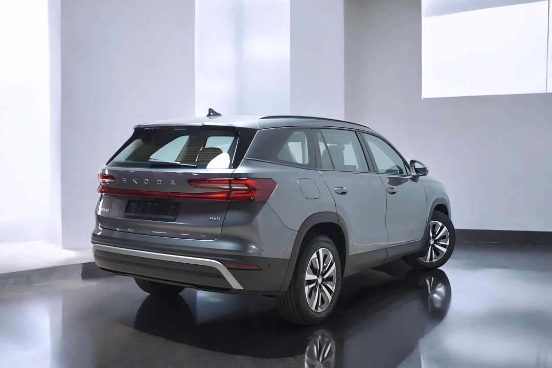 Skoda Kodiaq 2.0TDI DSG 4x4 Selection (4)