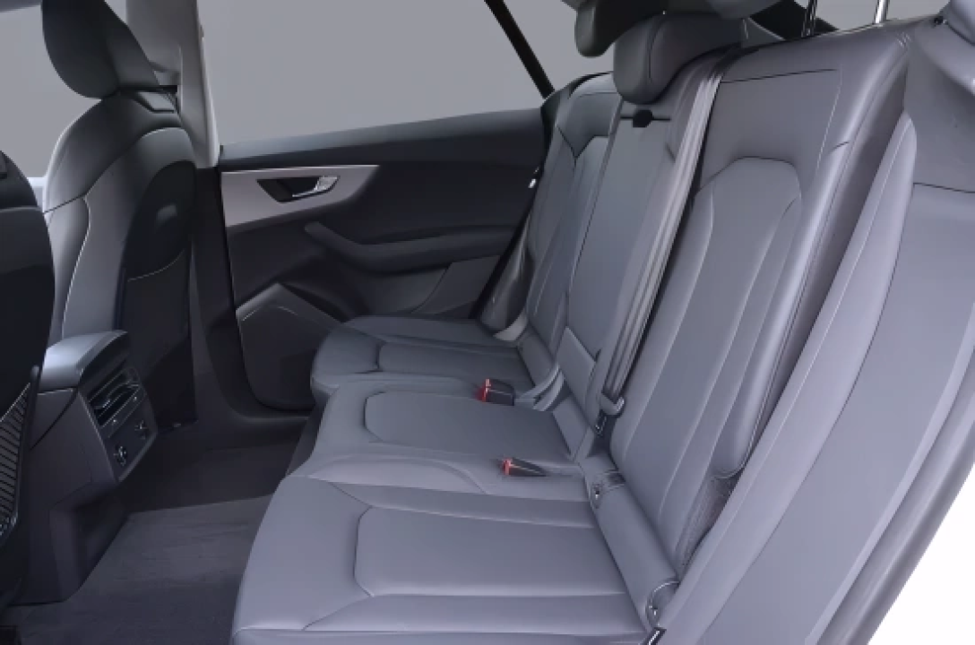 Audi Q8 50TDI quattro tiptronic S-Line (4)