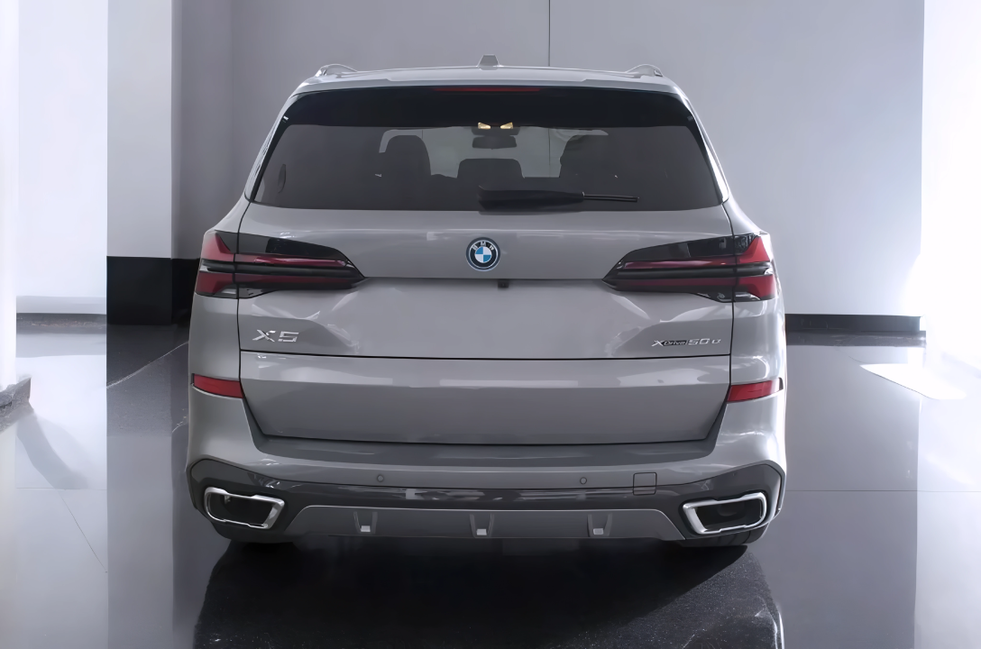 BMW X5 xDrive50e (4)