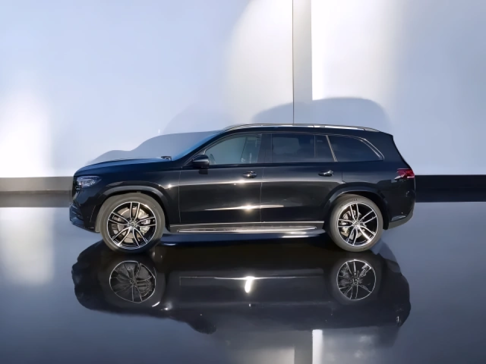 Mercedes-Benz GLS 400 d 4MATIC AMG (5)
