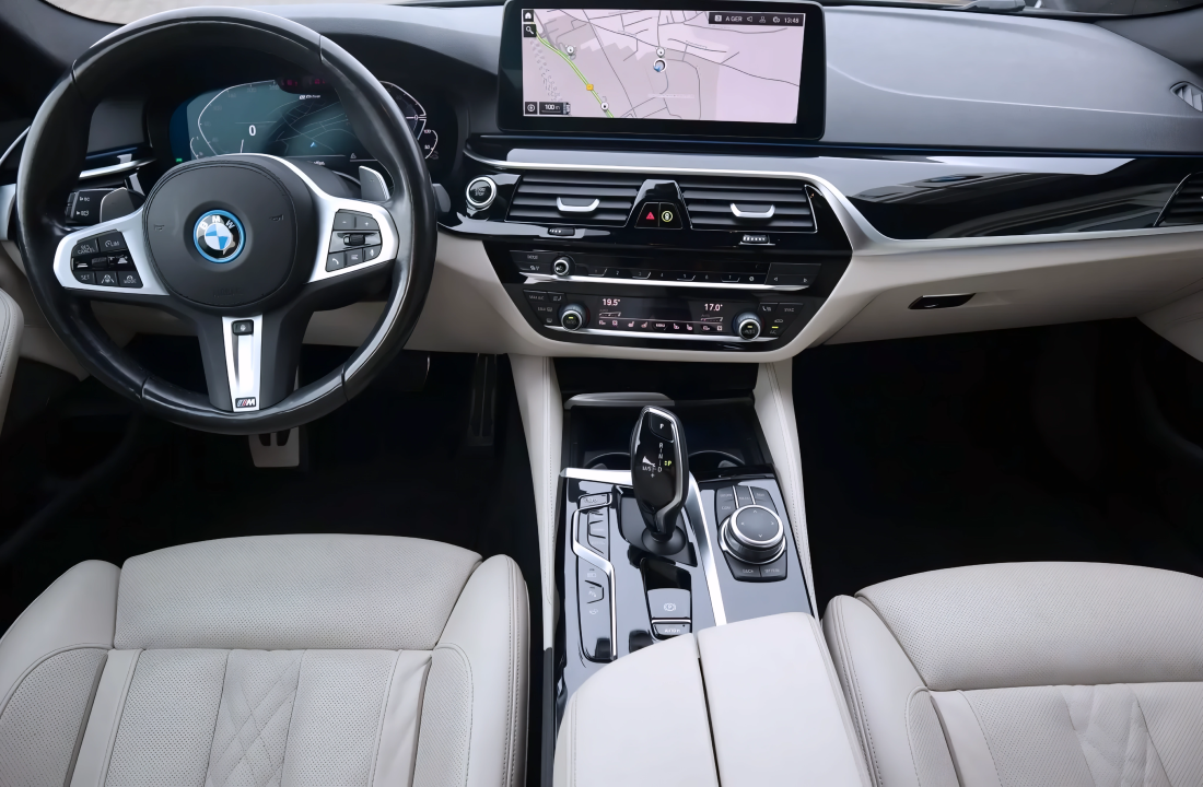 BMW Seria 5 545 e xDrive Limuzina (5)