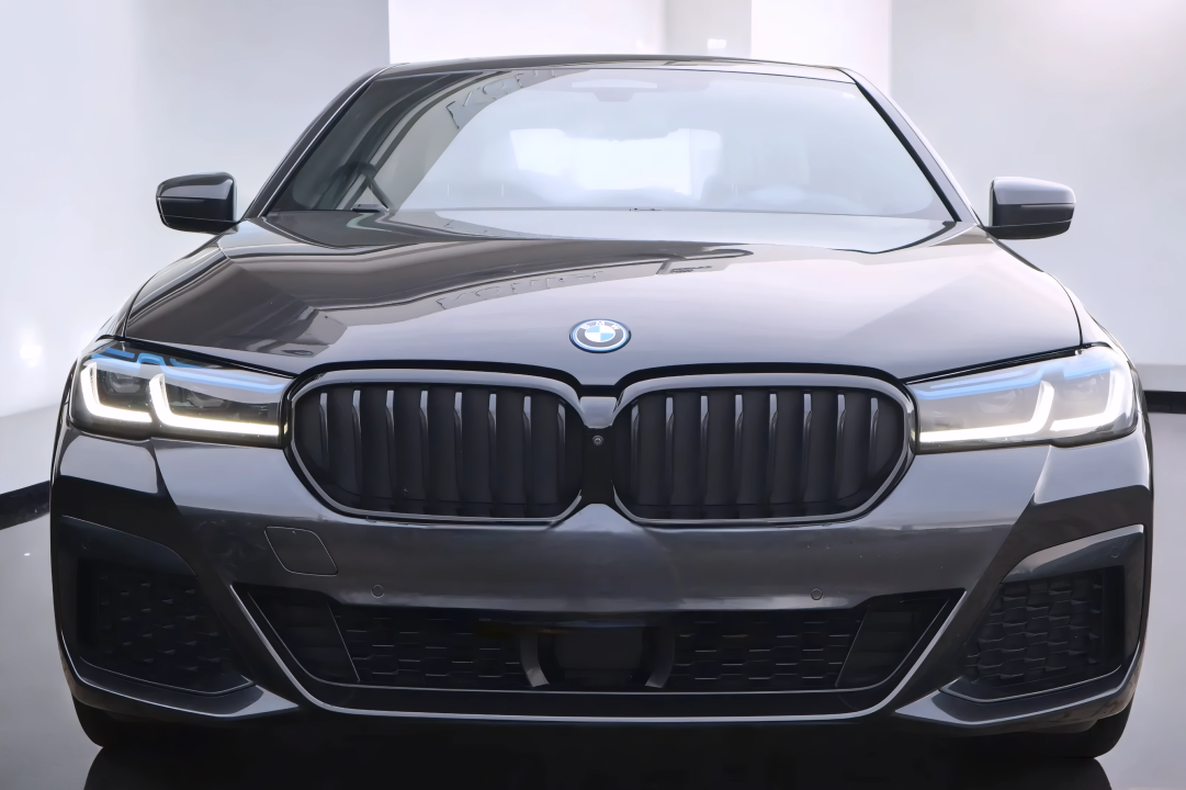 BMW Seria 5 545 e xDrive Limuzina (4)