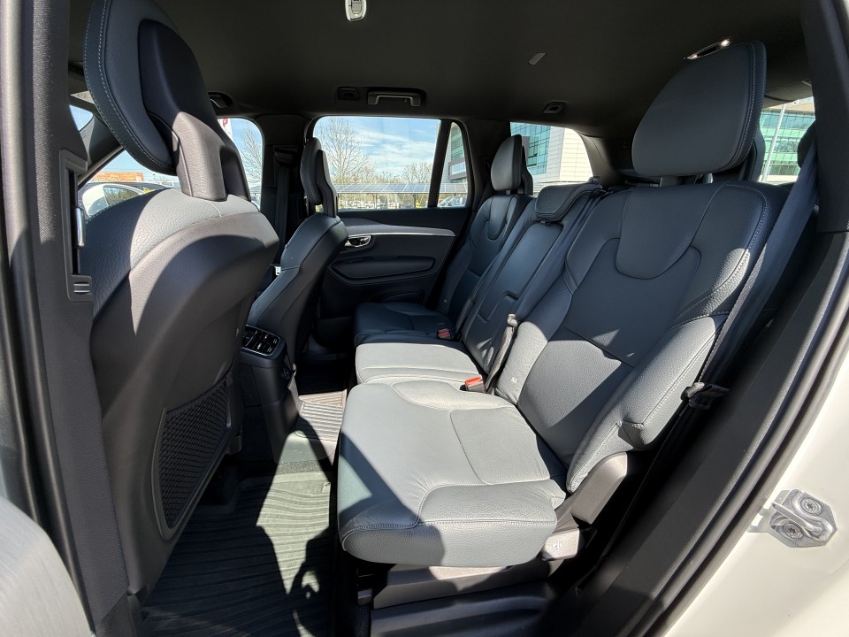 Volvo XC 90 T8 Recharge AWD Momentum - foto 13
