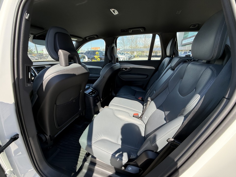 Volvo XC 90 T8 Recharge AWD Momentum - foto 14