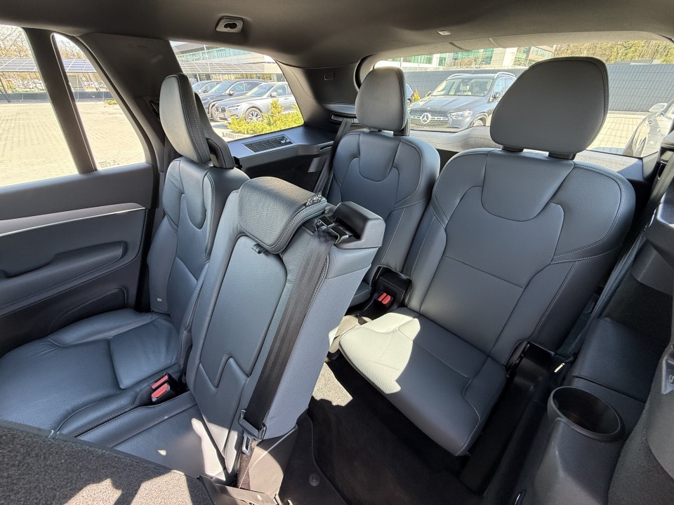 Volvo XC 90 T8 Recharge AWD Momentum - foto 15