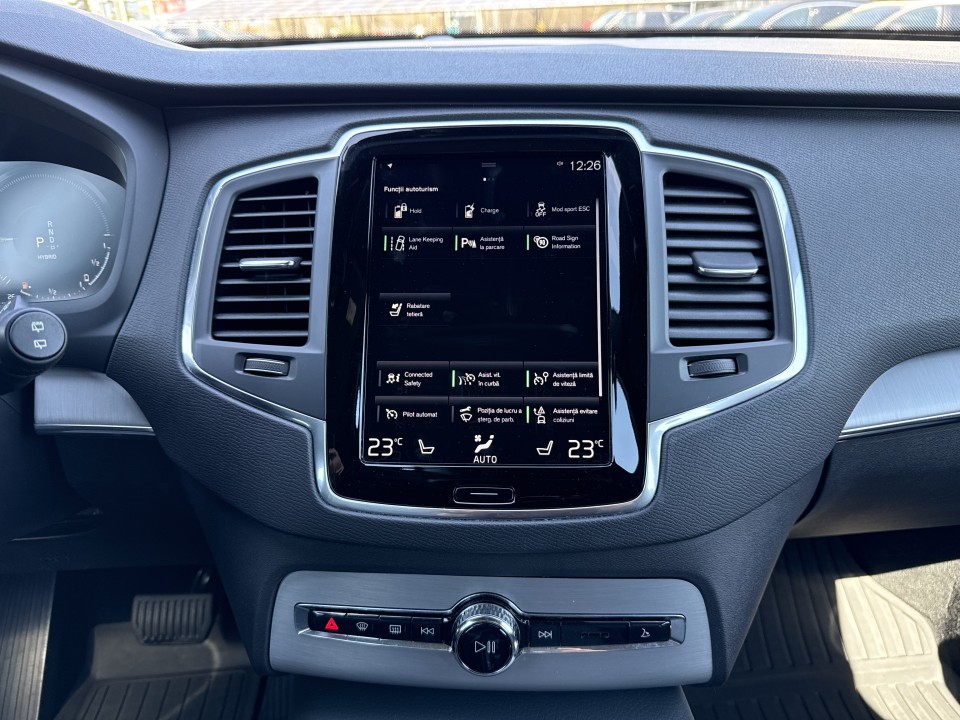 Volvo XC 90 T8 Recharge AWD Momentum - foto 27