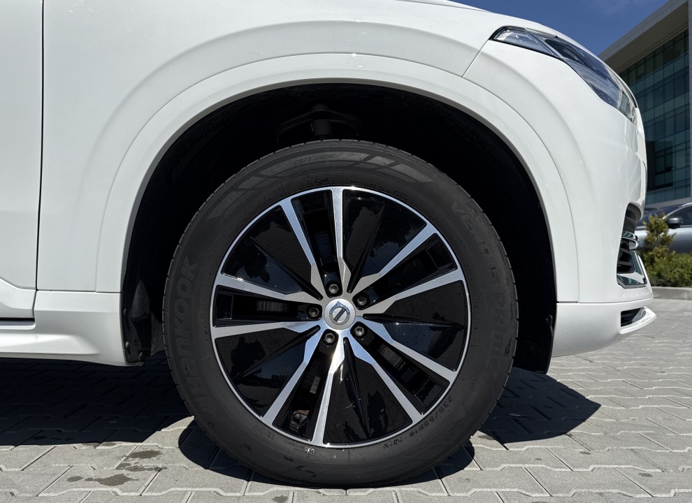Volvo XC 90 T8 Recharge AWD Momentum - foto 32