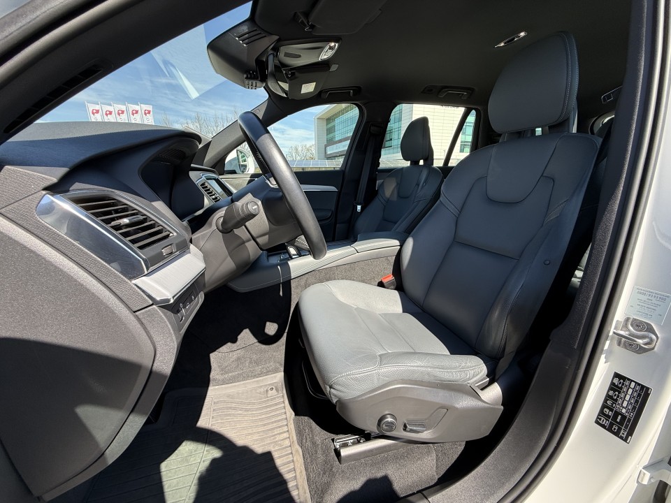 Volvo XC 90 T8 Recharge AWD Momentum - foto 10