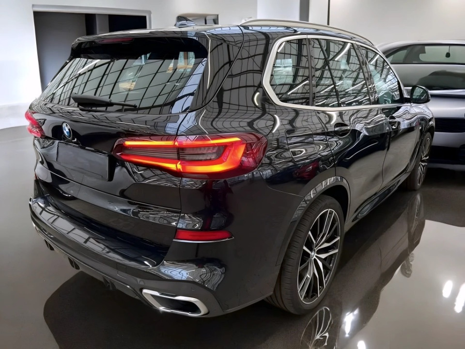 BMW X5 xDrive30d M-Sport (4)