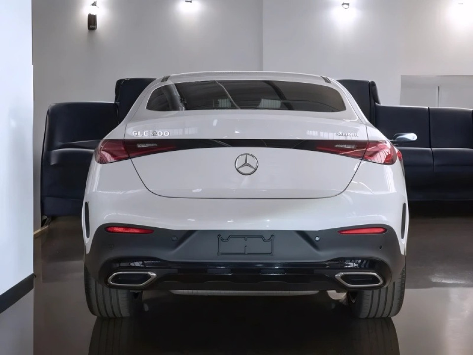 Mercedes-Benz GLC Coupe 200 4MATIC AMG Line (3)