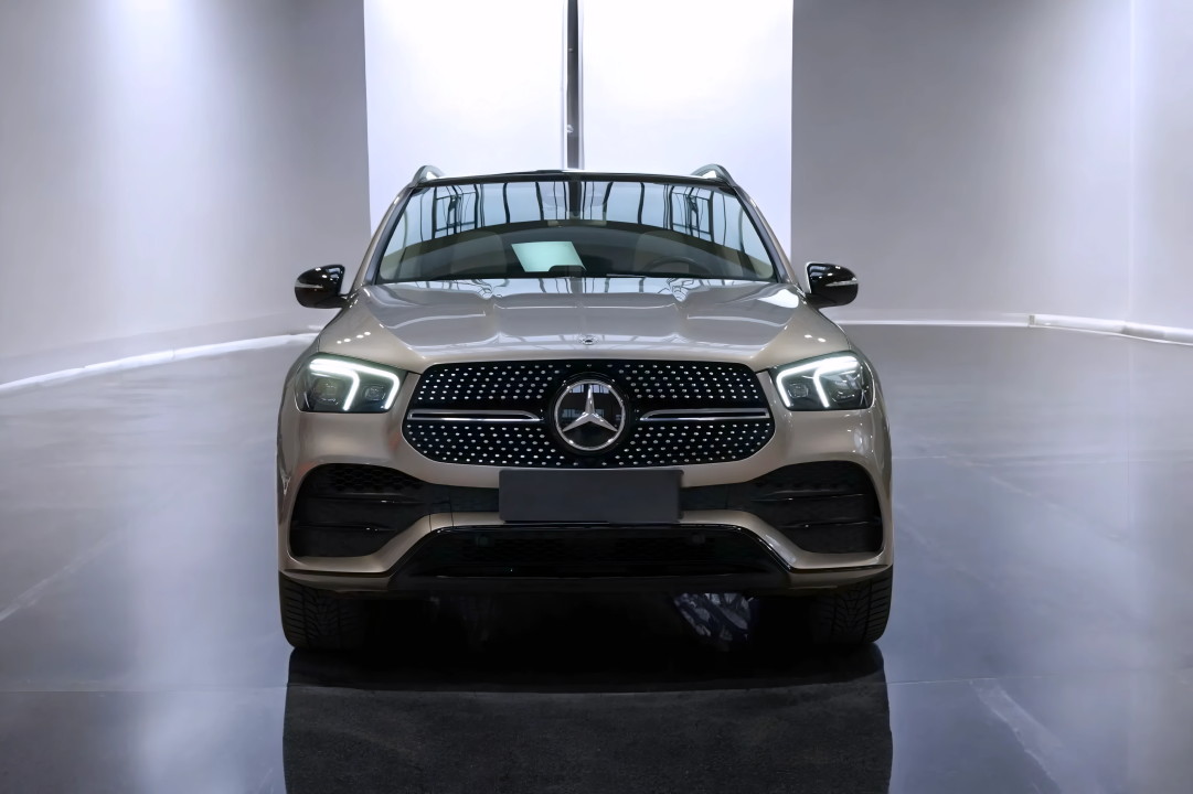 Mercedes-Benz GLE 350d 4MATIC AMG Line (2)